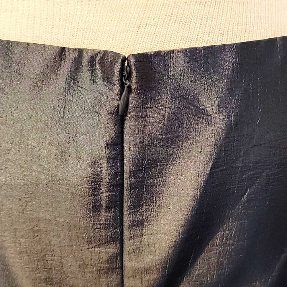 Jones New York: Grey Sleeveless,Lined, V-Neck, Knee Length Formal - Picture 5 of 7